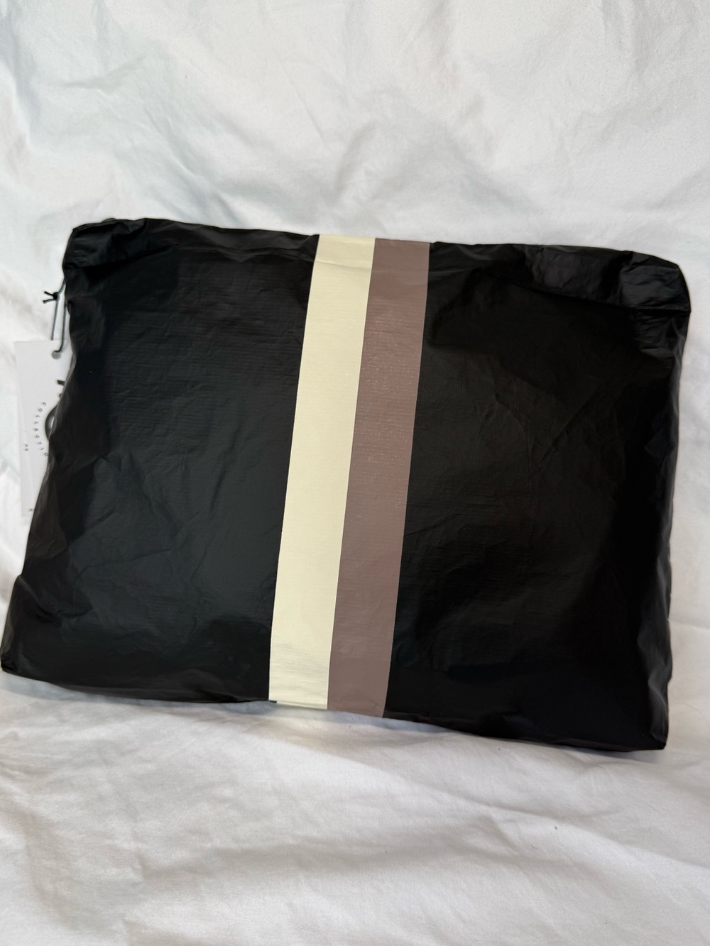 NWT ALOHA Collection Le Voyageur Mid Pouch Caffe on Black Stripe Splash-Proof